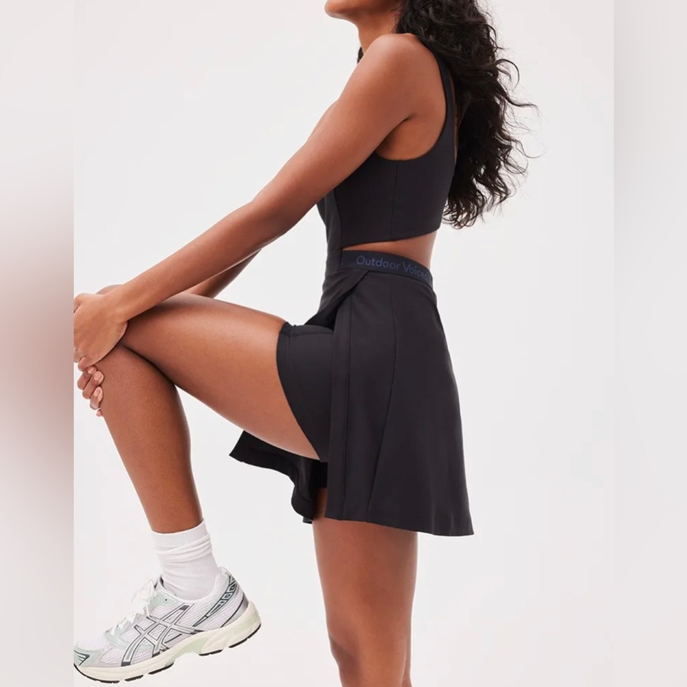 Outdoor Voices  Court Black exercise dress. size Medium NEW